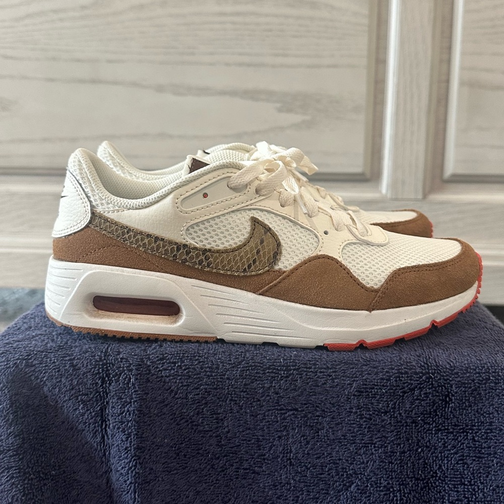 WOMENS NIKE AIR MAX SC SNEAKERS